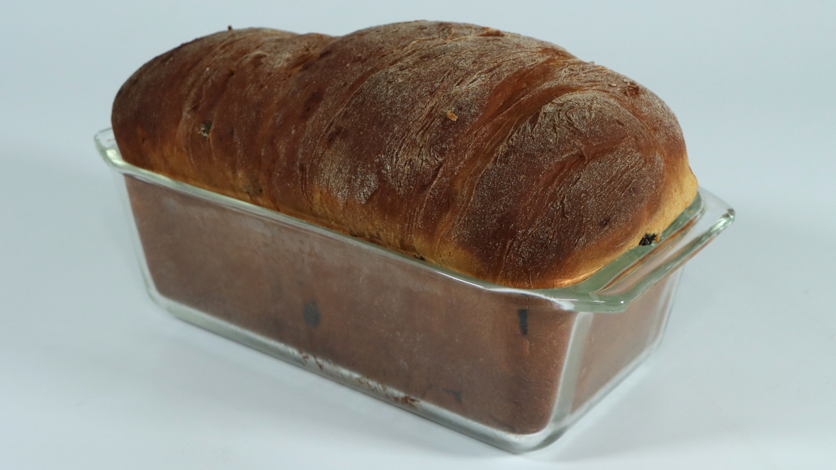 Cinnamon Raisin Bread