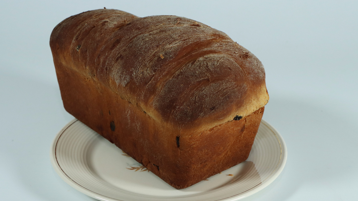 Cinnamon Raisin Bread