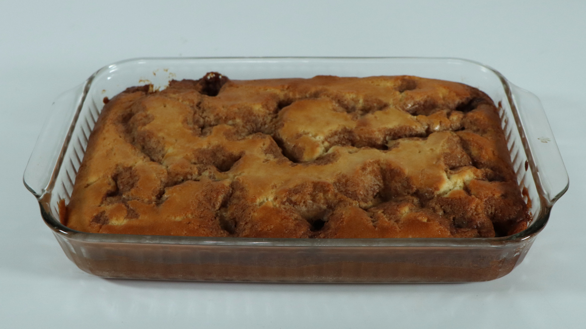 Cinnamon Roll Cake