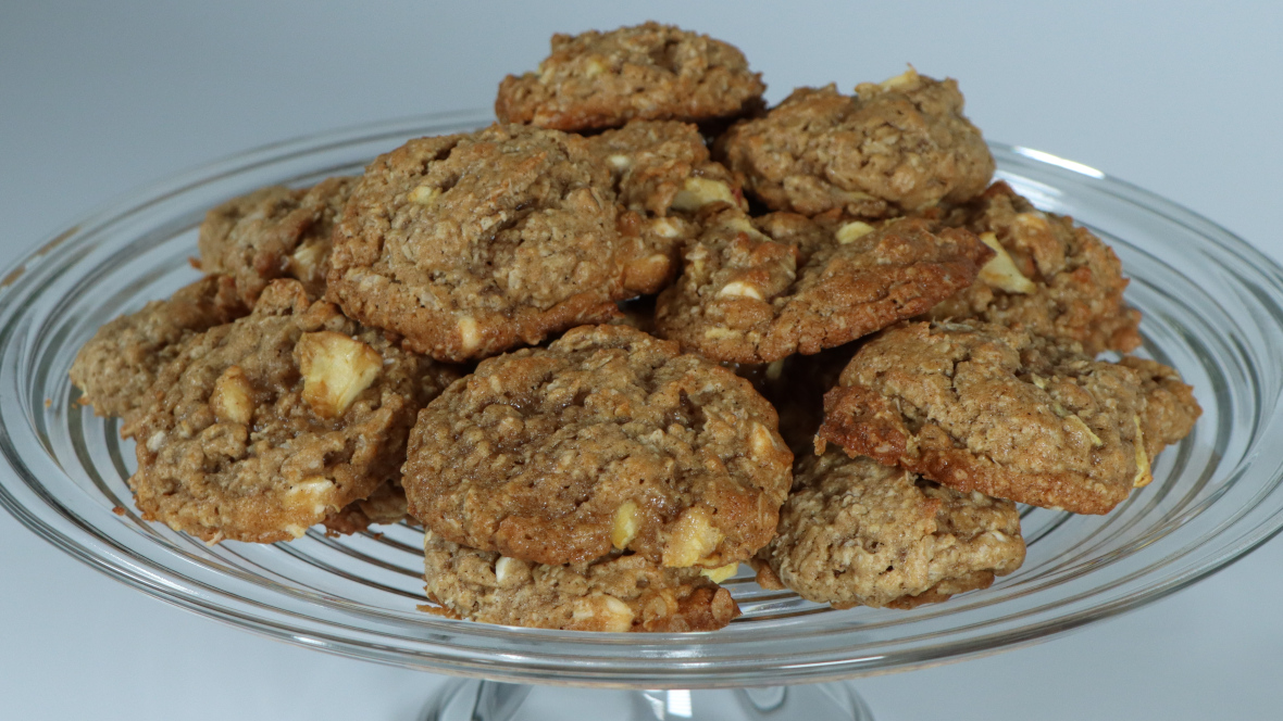 Apple Oatmeal Cookies